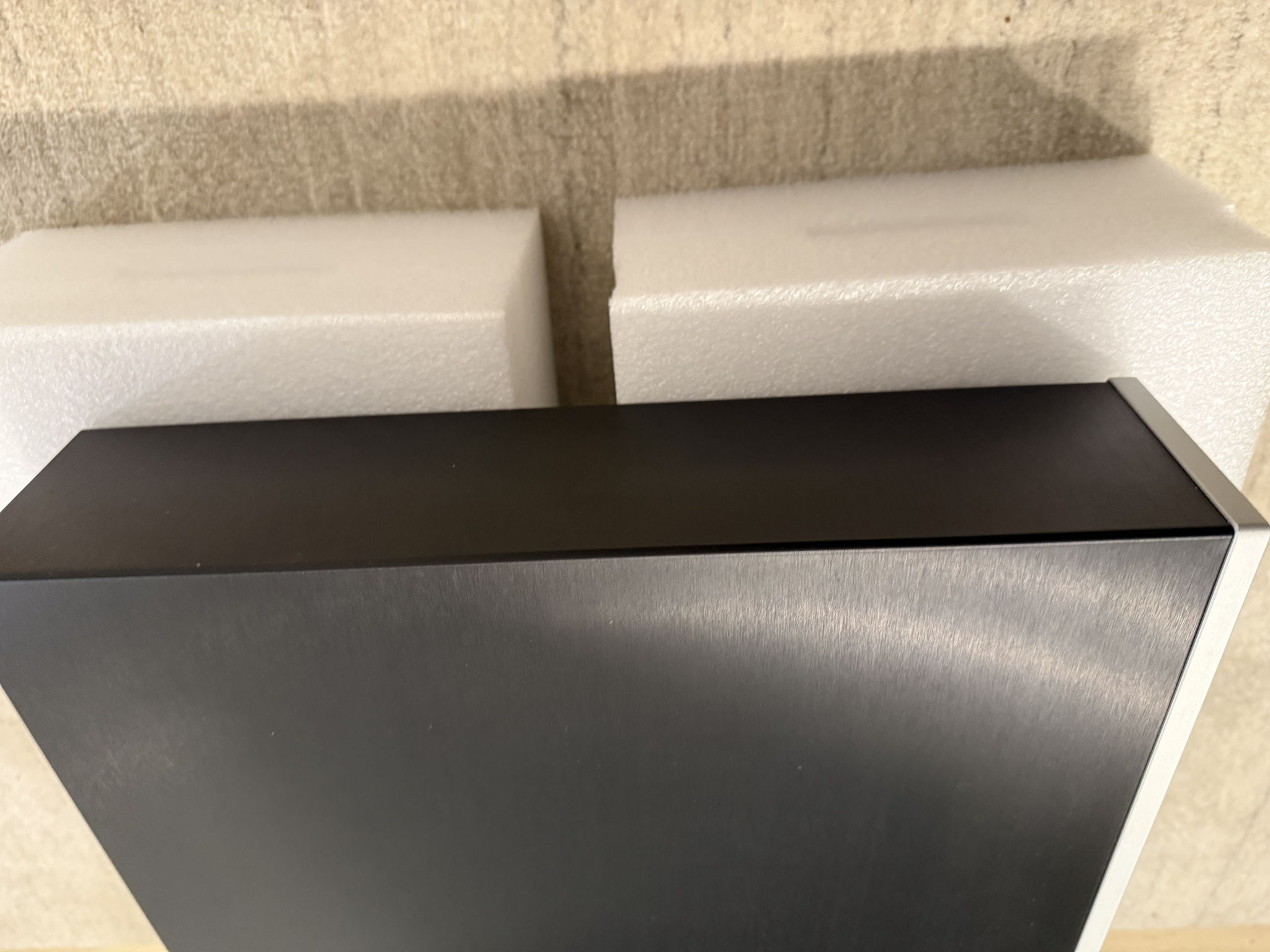 Meitner MA3i Streamer DAC in Silver or Black 4