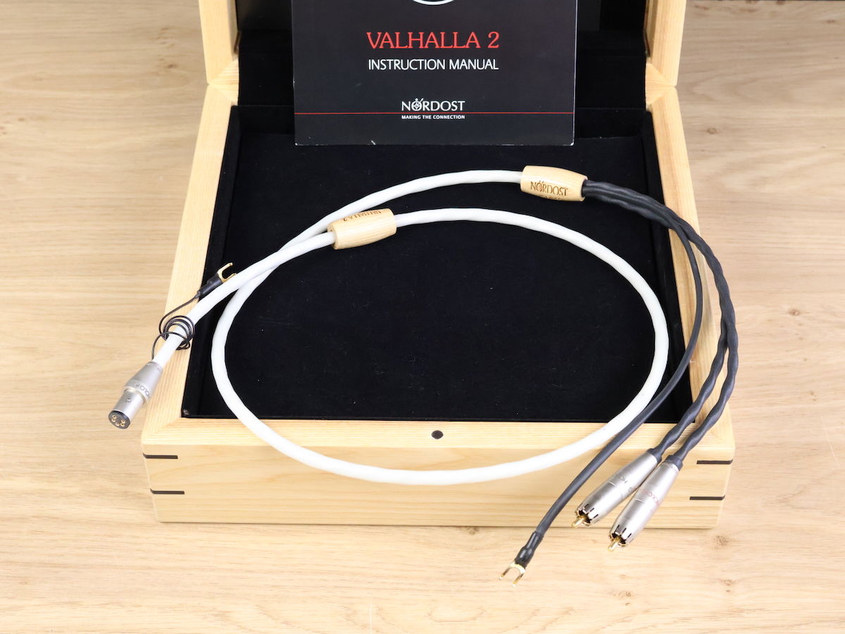 Nordost Valhalla 2 Reference highend audio Phono Tonear...