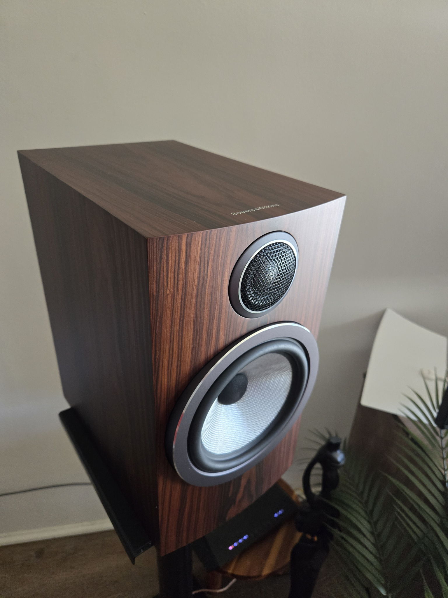 B&W (Bowers & Wilkins) 706 S3 3