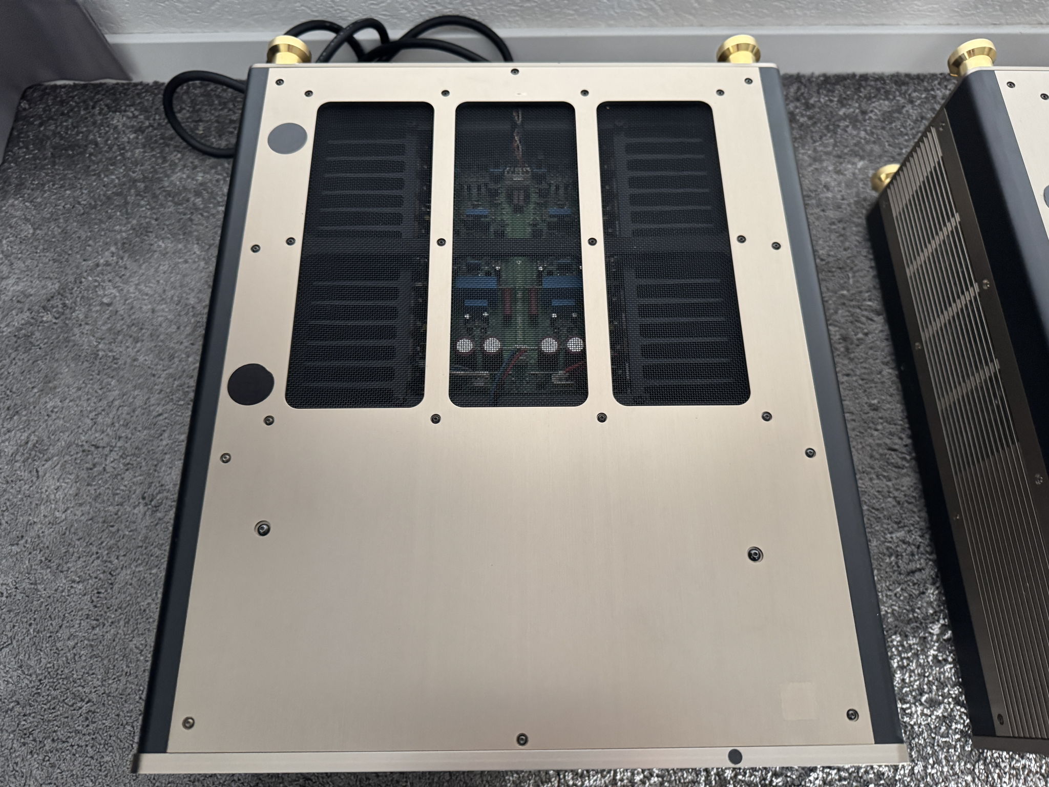 Stax DMA-X2 Class A power amplifier 9