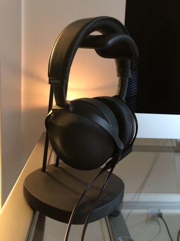 Sony MDR-Z1R Reference Headphones