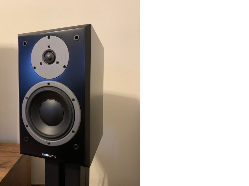 Dynaudio emit m20 cena deals