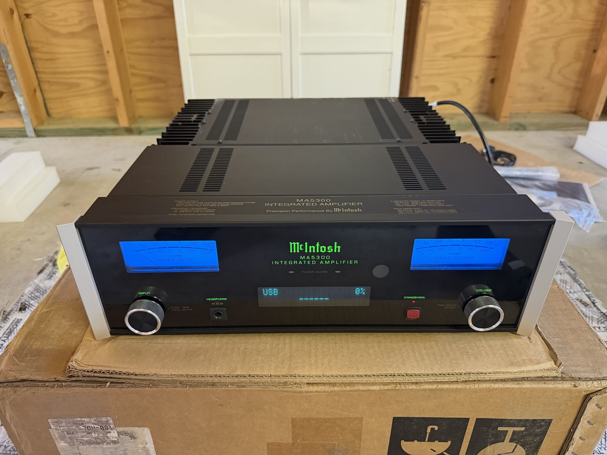 McIntosh MA5300