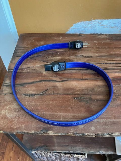 Wireworld Aurora 7 Power Cord 1m For Sale | Audiogon