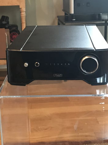 Rega Brio NEW STYLE Integrated with mm phono