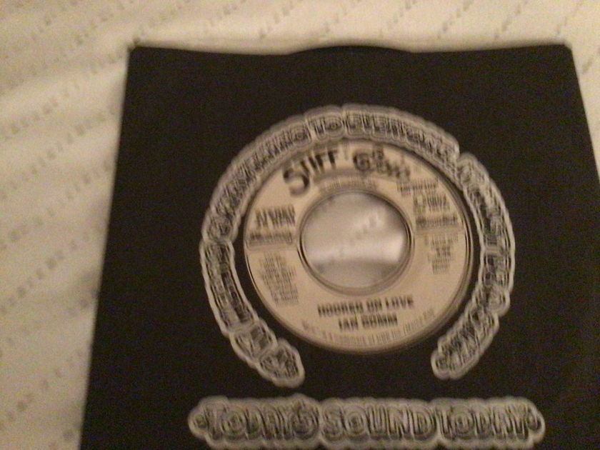Ian Gomm Double Sided Stereo 45 NM  Hooked On Love