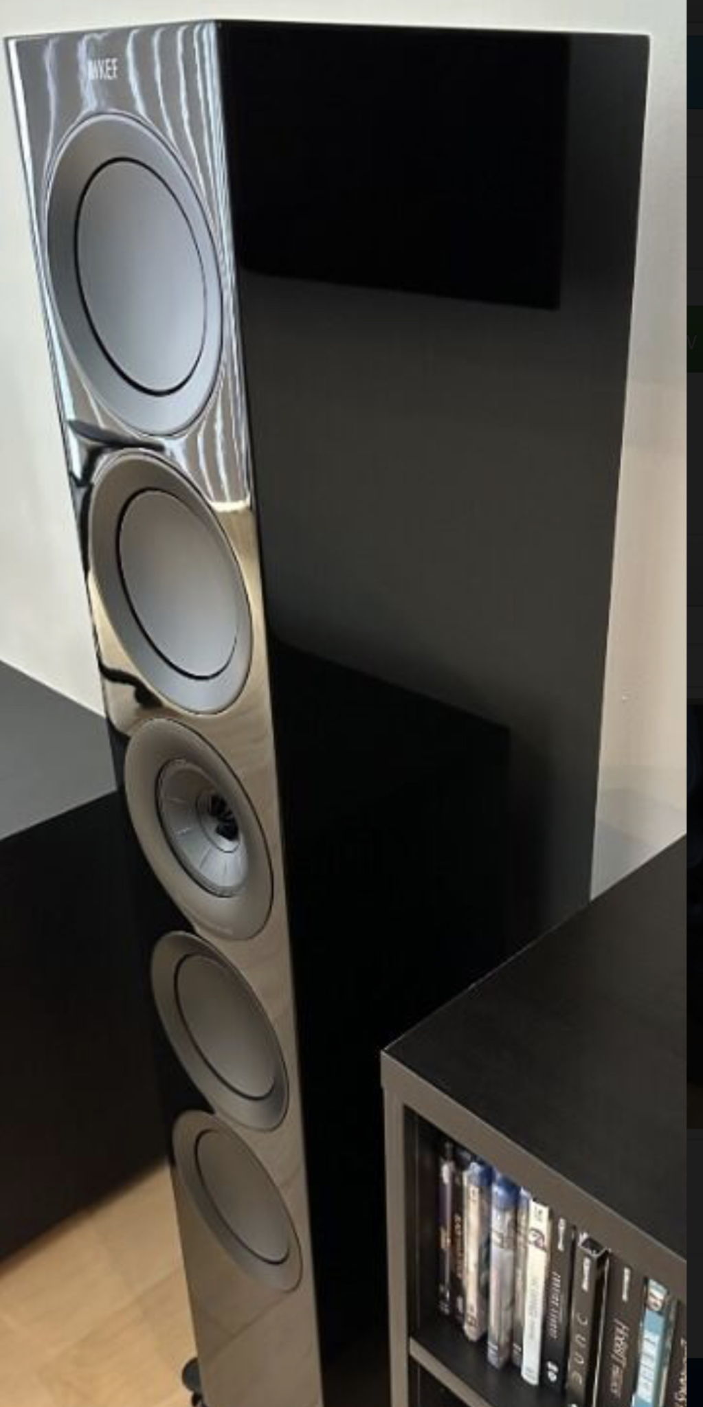 KEF R11 Meta