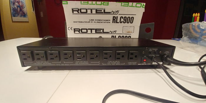 Rotel RLC-900