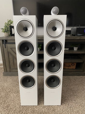 B&W (Bowers & Wilkins) 702 S2 -- GREAT condition (See p...