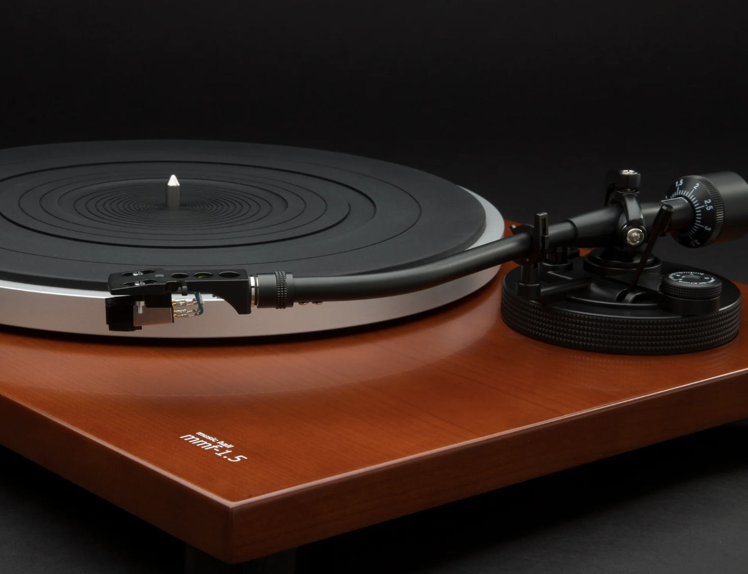 Sale Prices on NEW Music Hall MMF 1.5 Turntable 4