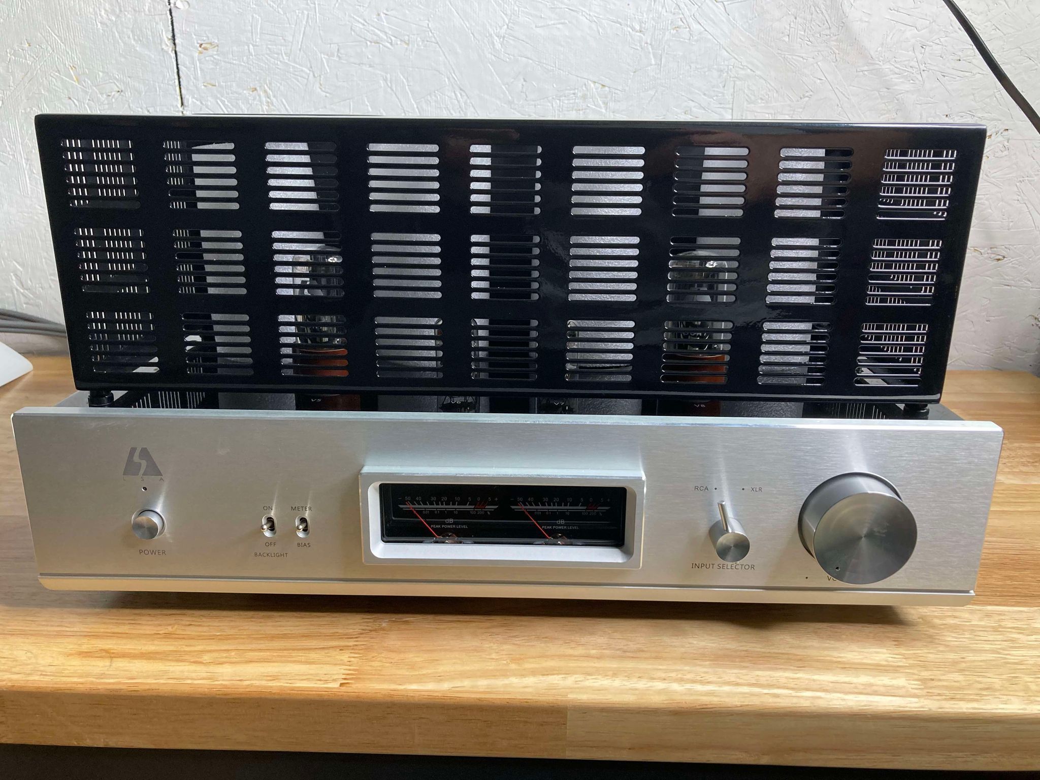 LSA VT150 demo with warranty 80wpc tube amp