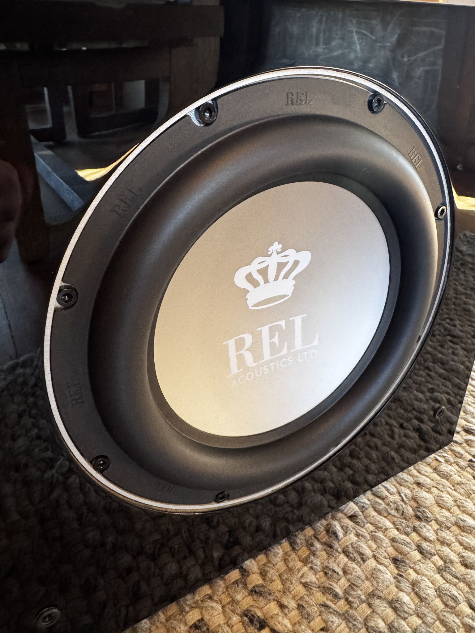 REL Acoustics S/510 3
