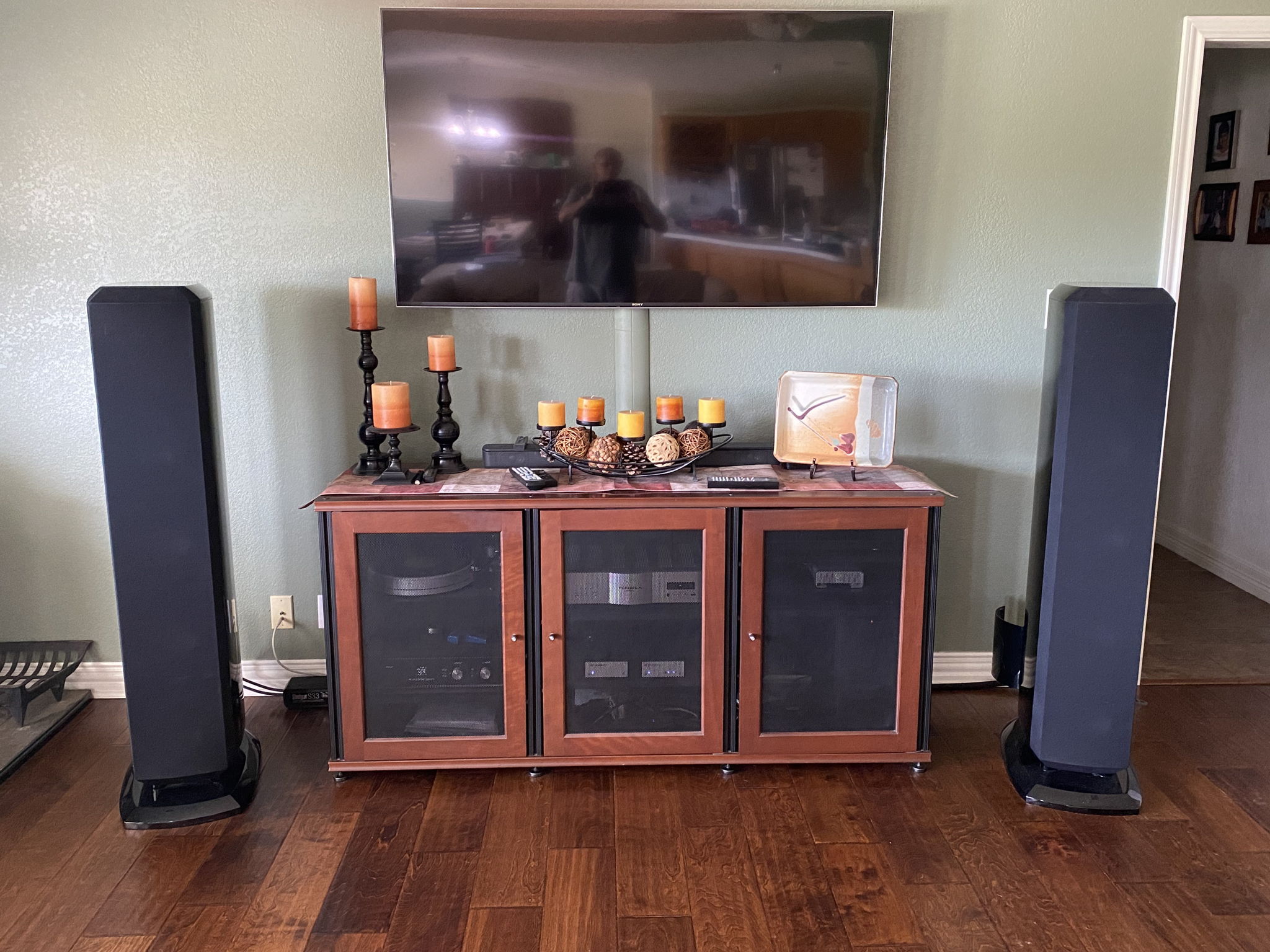 Revel Ultima2 Salon2 Revel Ultima Salon For Sale NEW) Revel Ultima