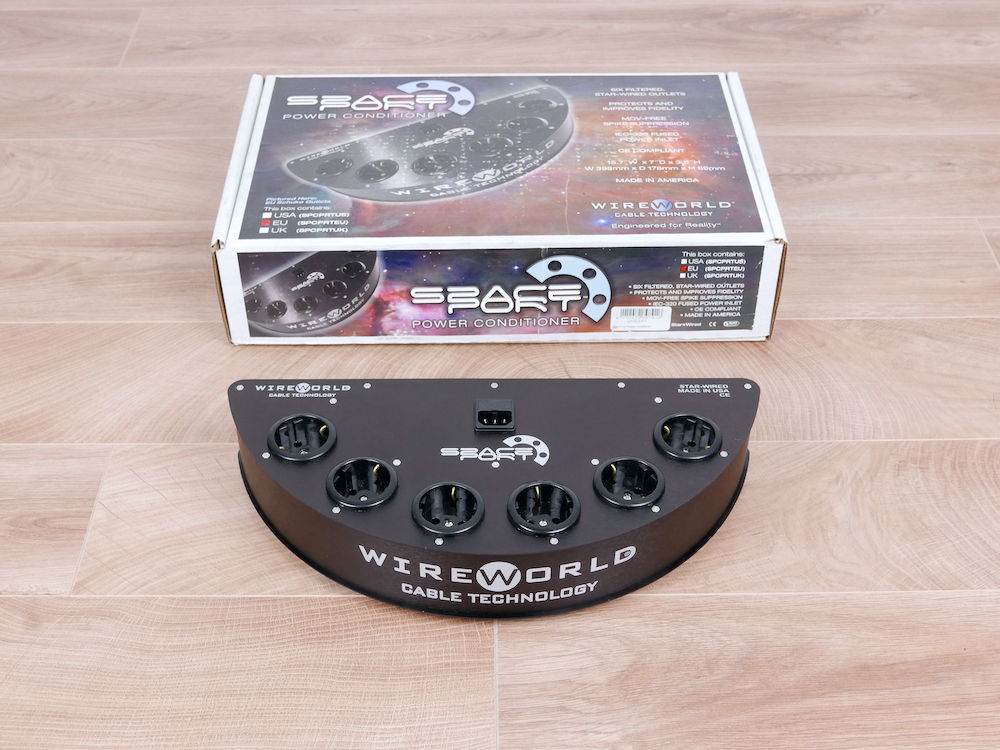 Wireworld SpacePort 6-Way audio Power Conditioner NEW