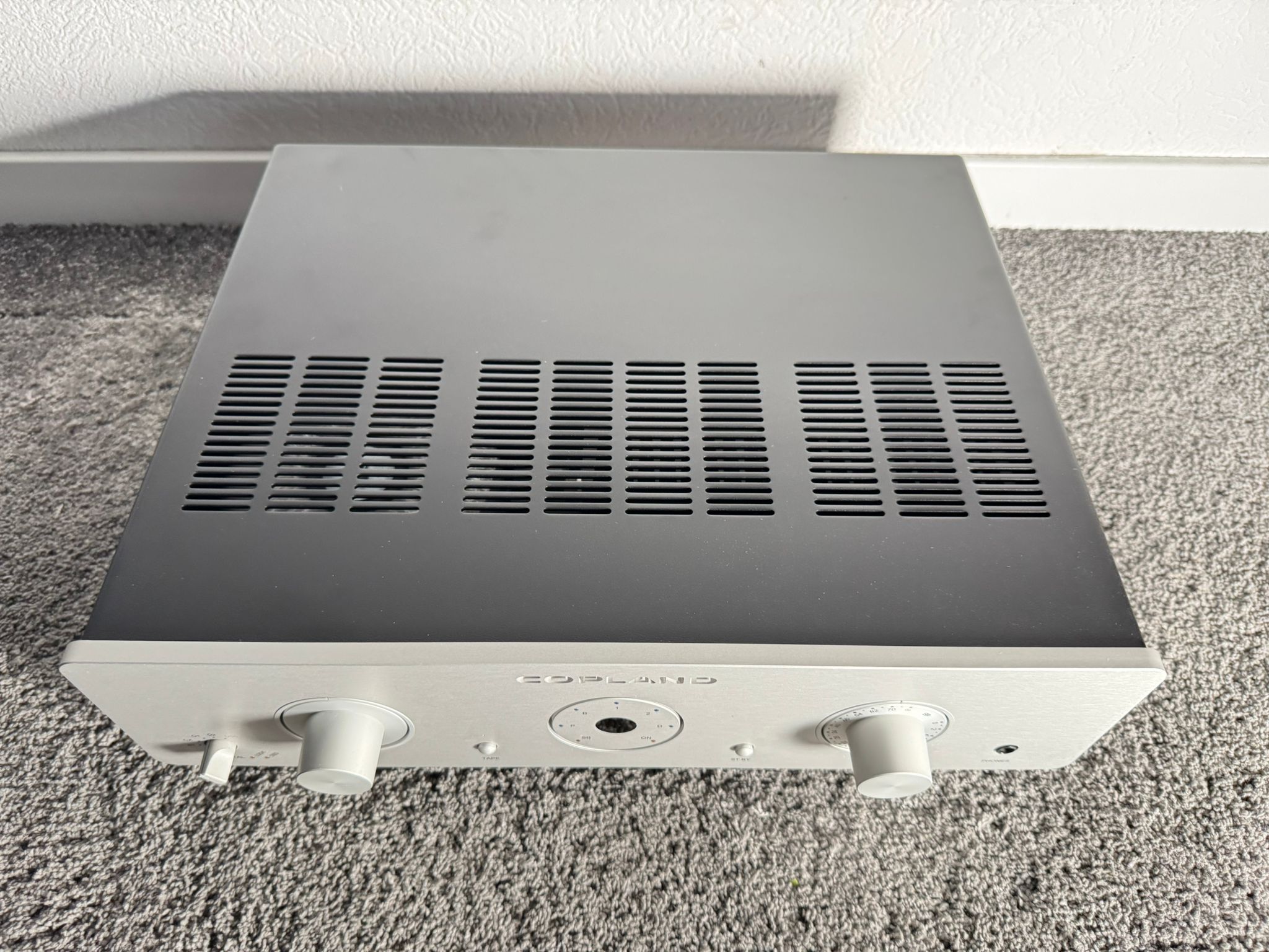 Copland CSA-100 hybrid integrated amplifier in silver new 4