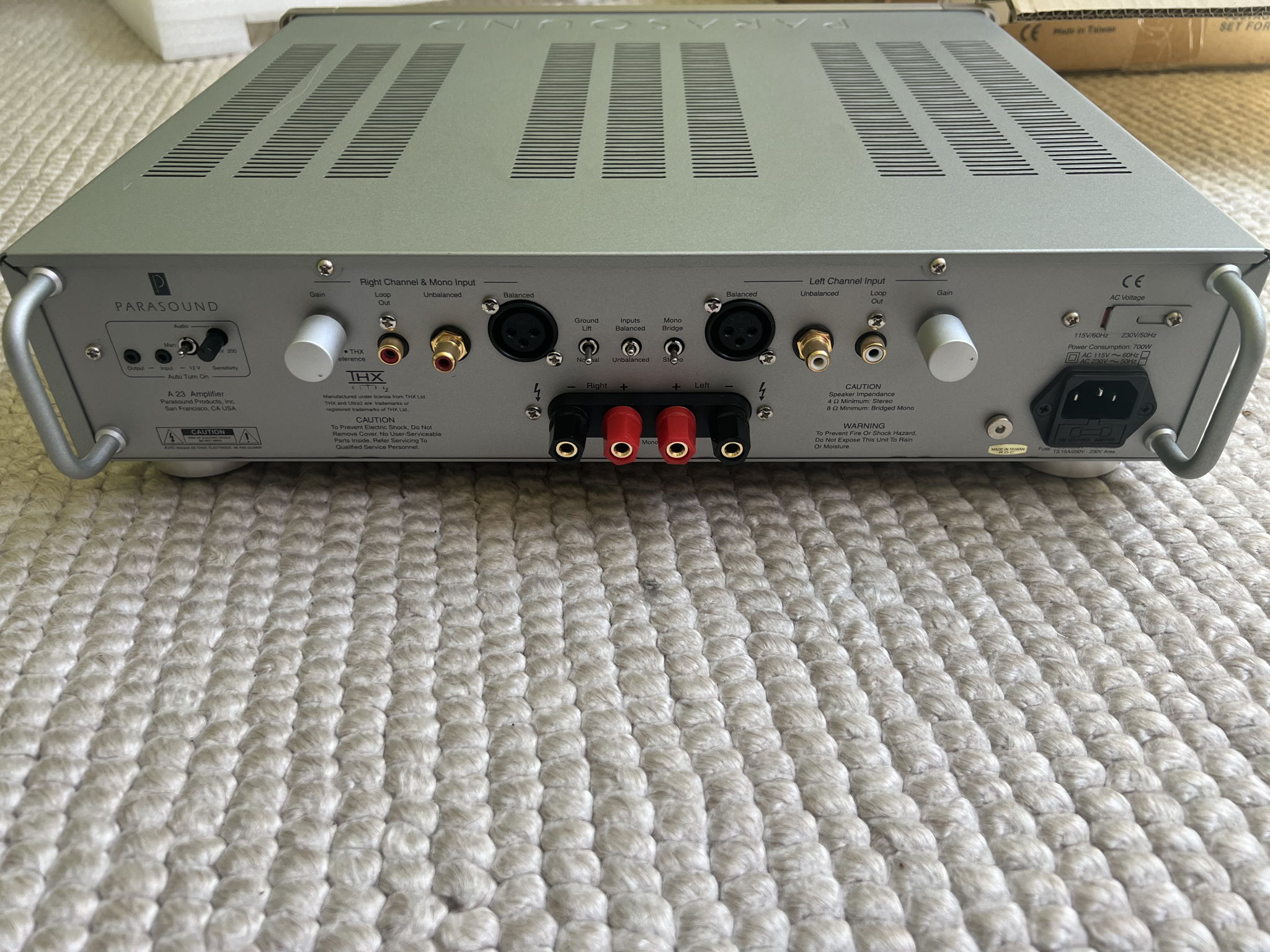 Parasound A23 Power amplifier 6