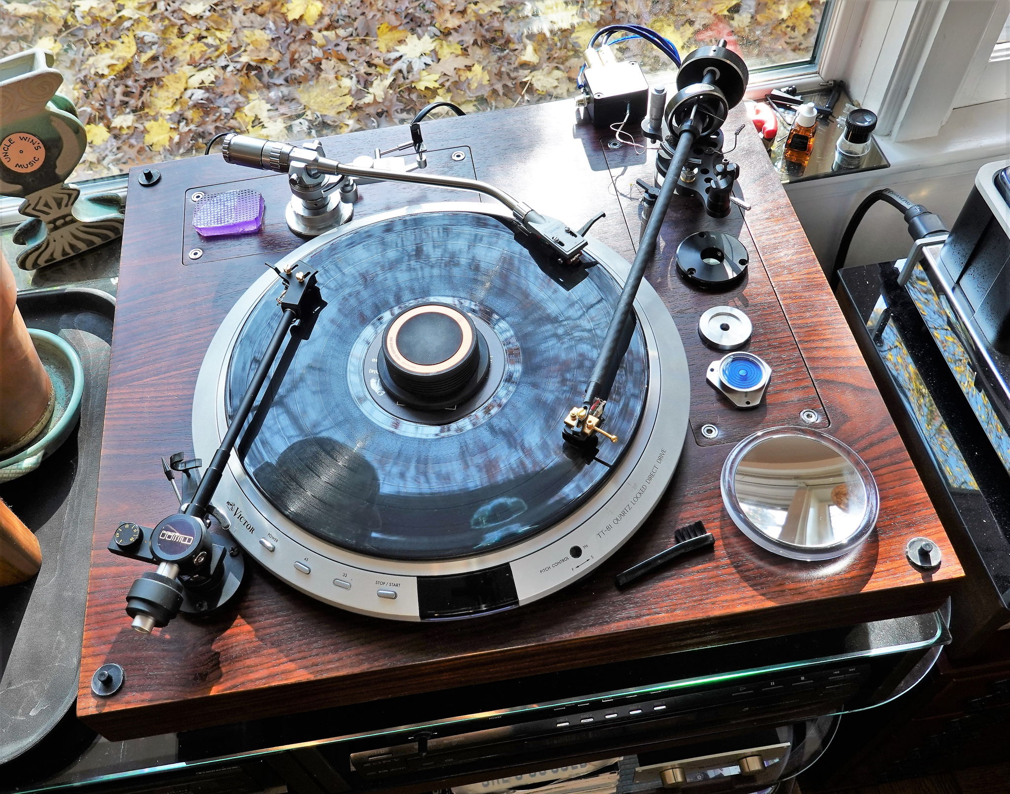 I squeezed a small Mission arm backwards on the left for MONO