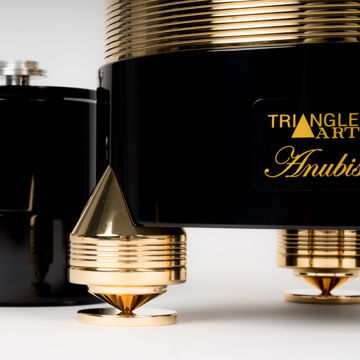 TriangleART Anubis Turntable