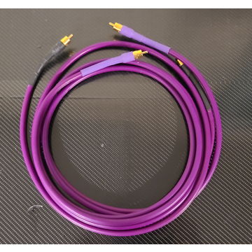 Oval One Interconnect Cables. 2 Meters. RCA.