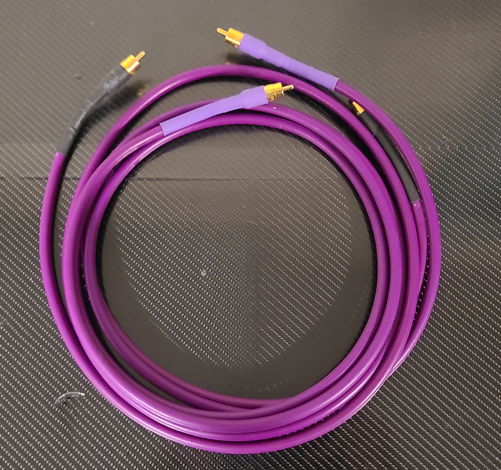 Analysis Plus Oval One Interconnect Cables. 2 Meters. RCA.