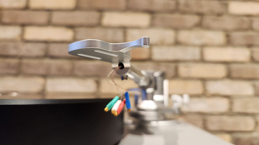 Clearaudio Ovation w/ 9" Premium Universal Tonearm and ... 9