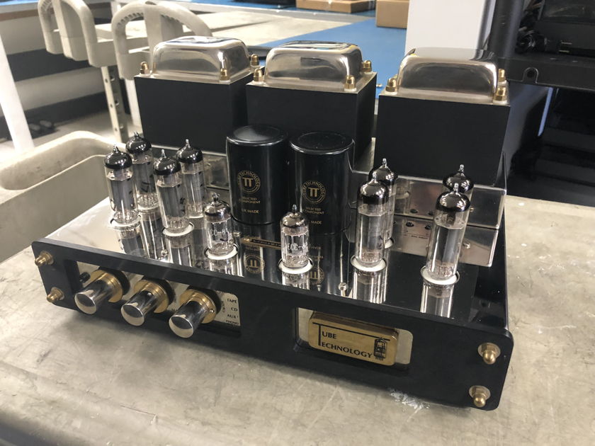 Tube Technology Unisis Signature Integrated Amplifier - 35Wpc