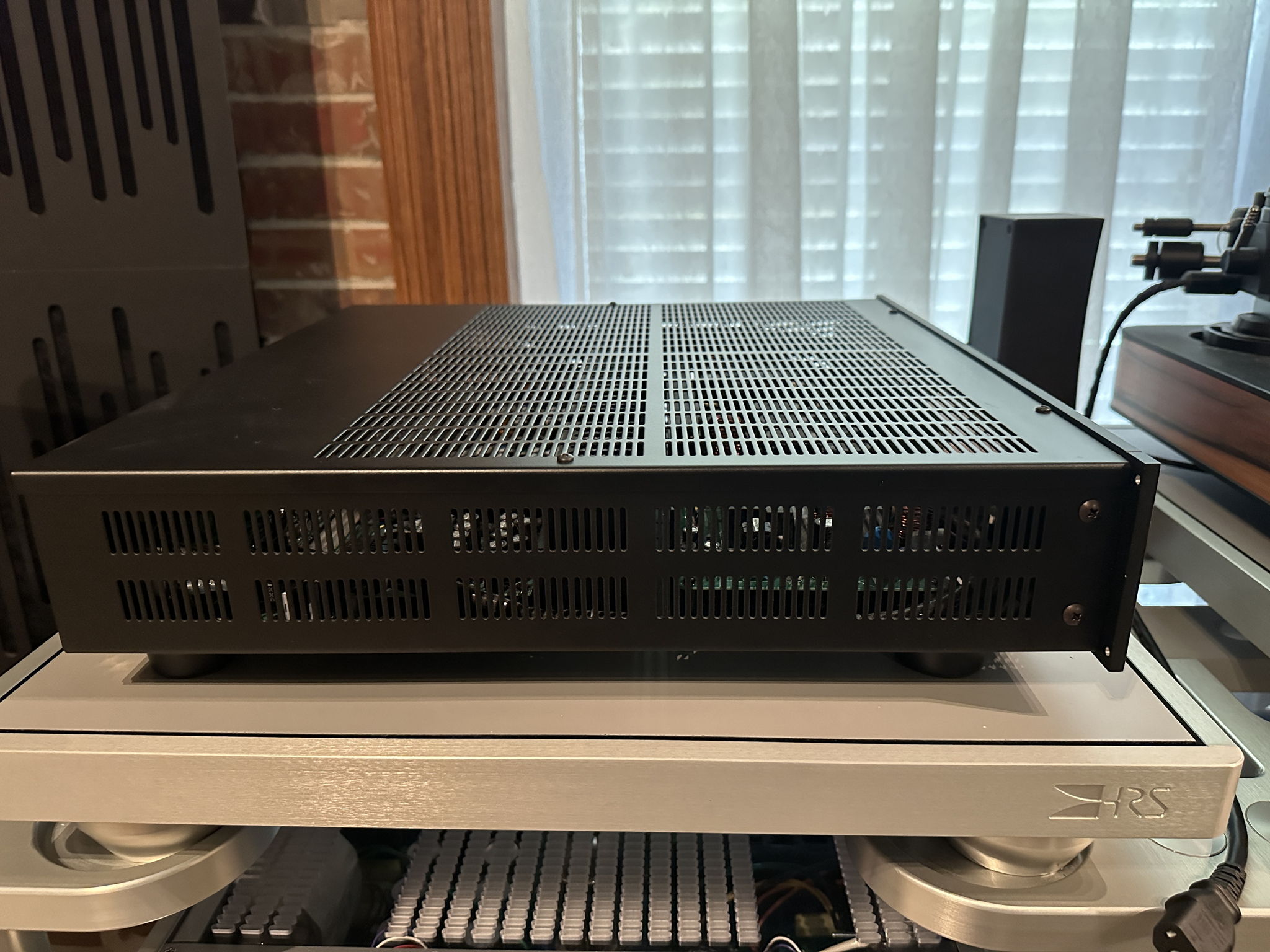 McIntosh MI254 4 channel amp 7