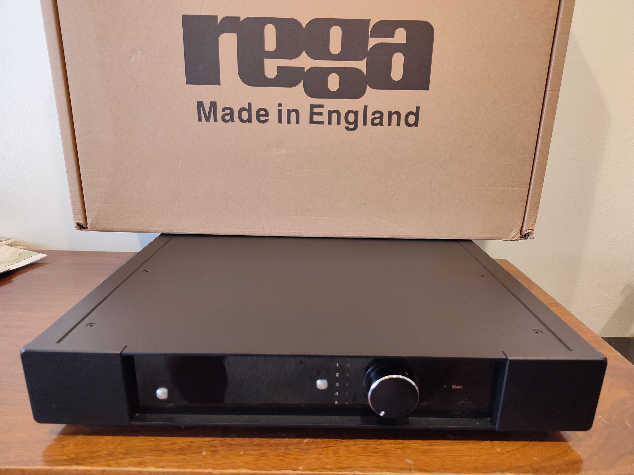 Rega Elex-R 2