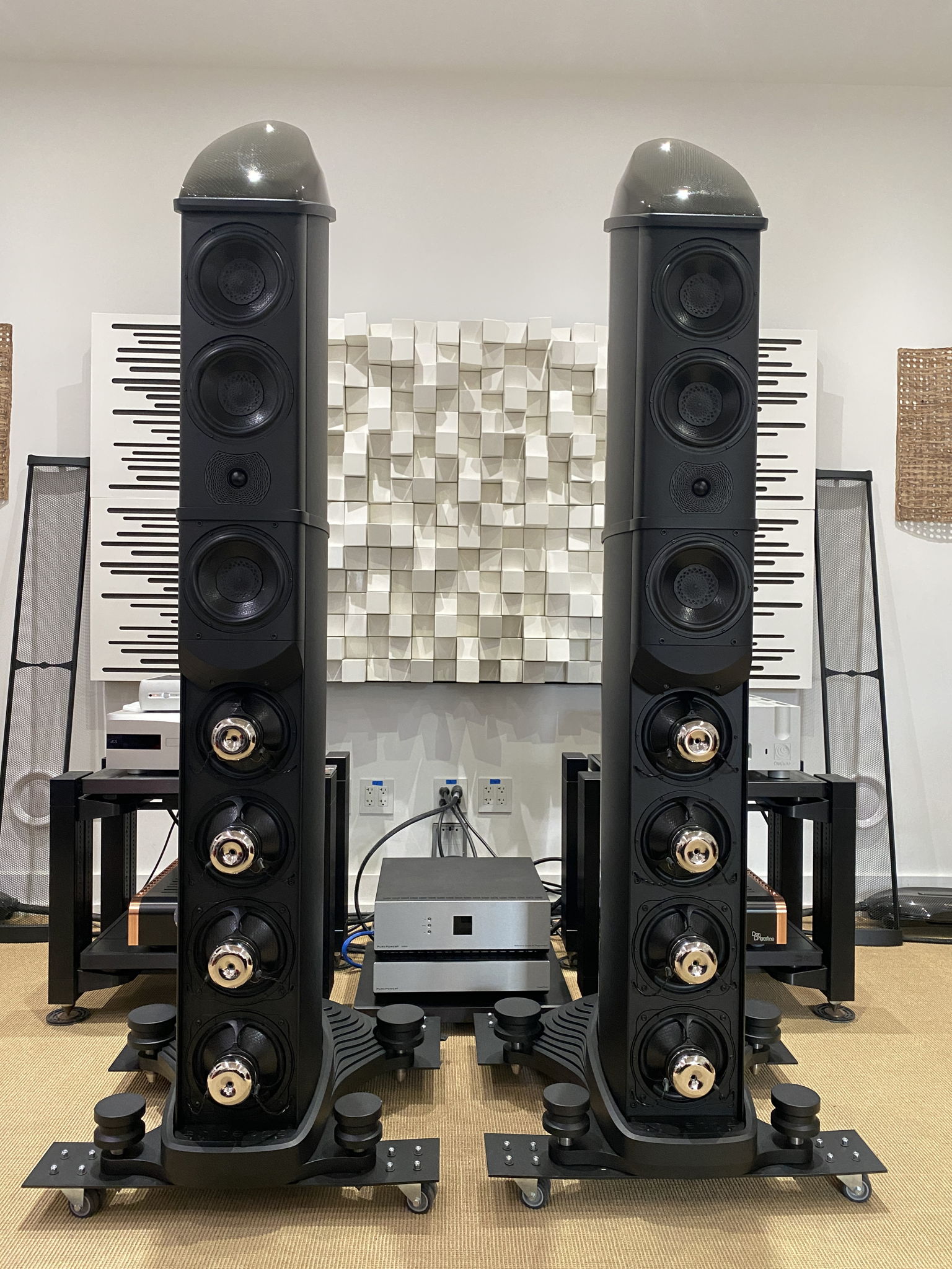 WILSON BENESCH EMINENCE LOUDSPEAKERS IN EXCELLENT CONDI...