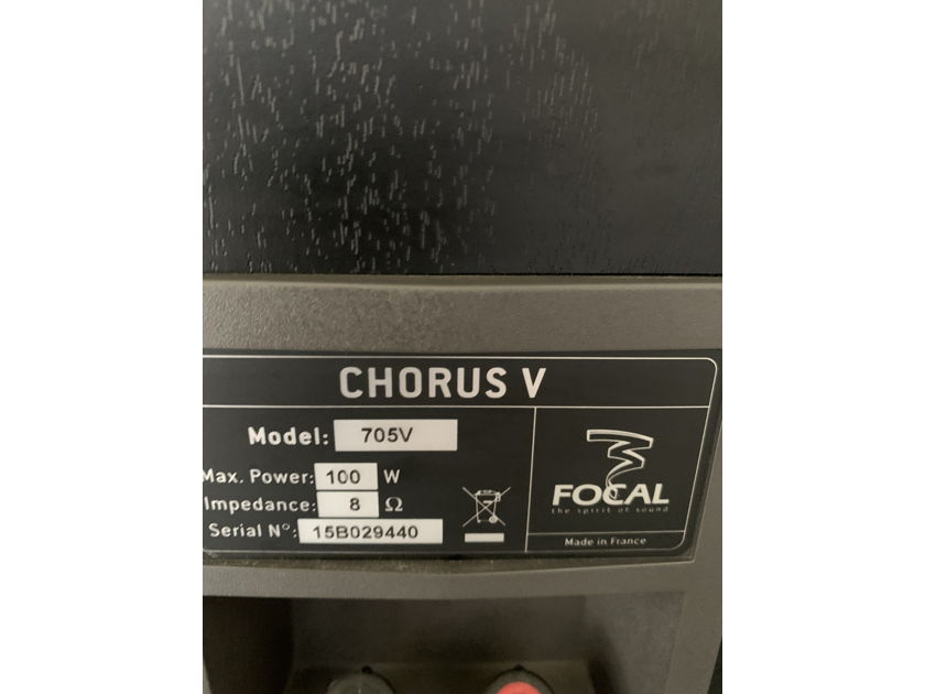 Focal Chorus 705V Black Walnut Open Box “Like New”