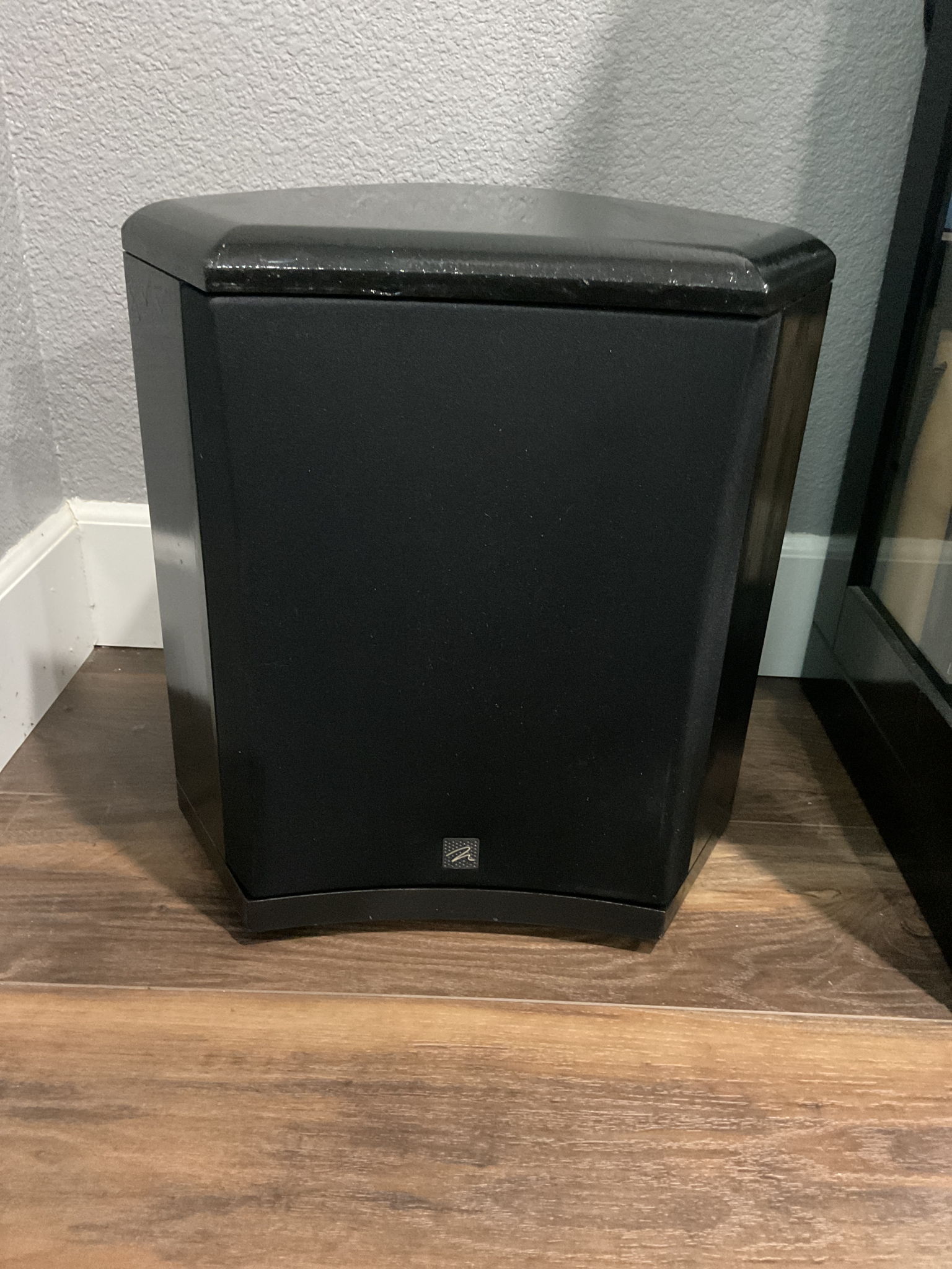 Martin Logan Grotto subwoofer
