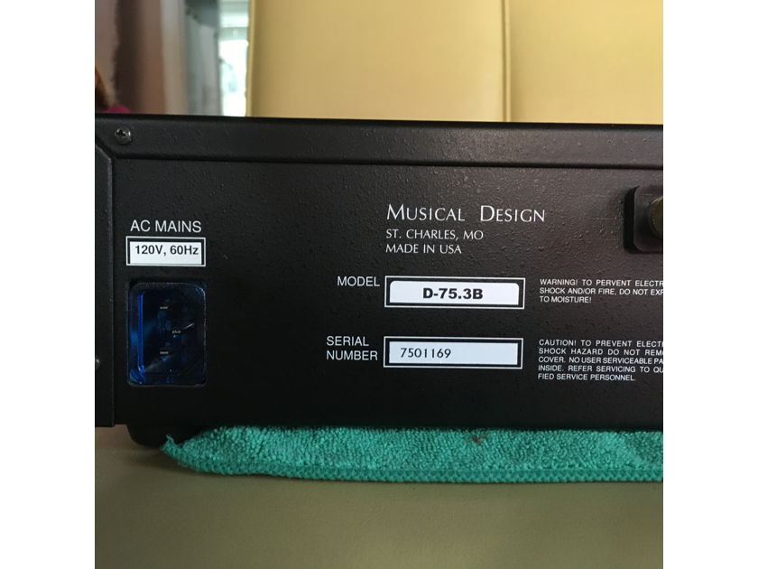 Musical Design D-75.3 B Elite Ultra 6-Series Stereo Amplifier