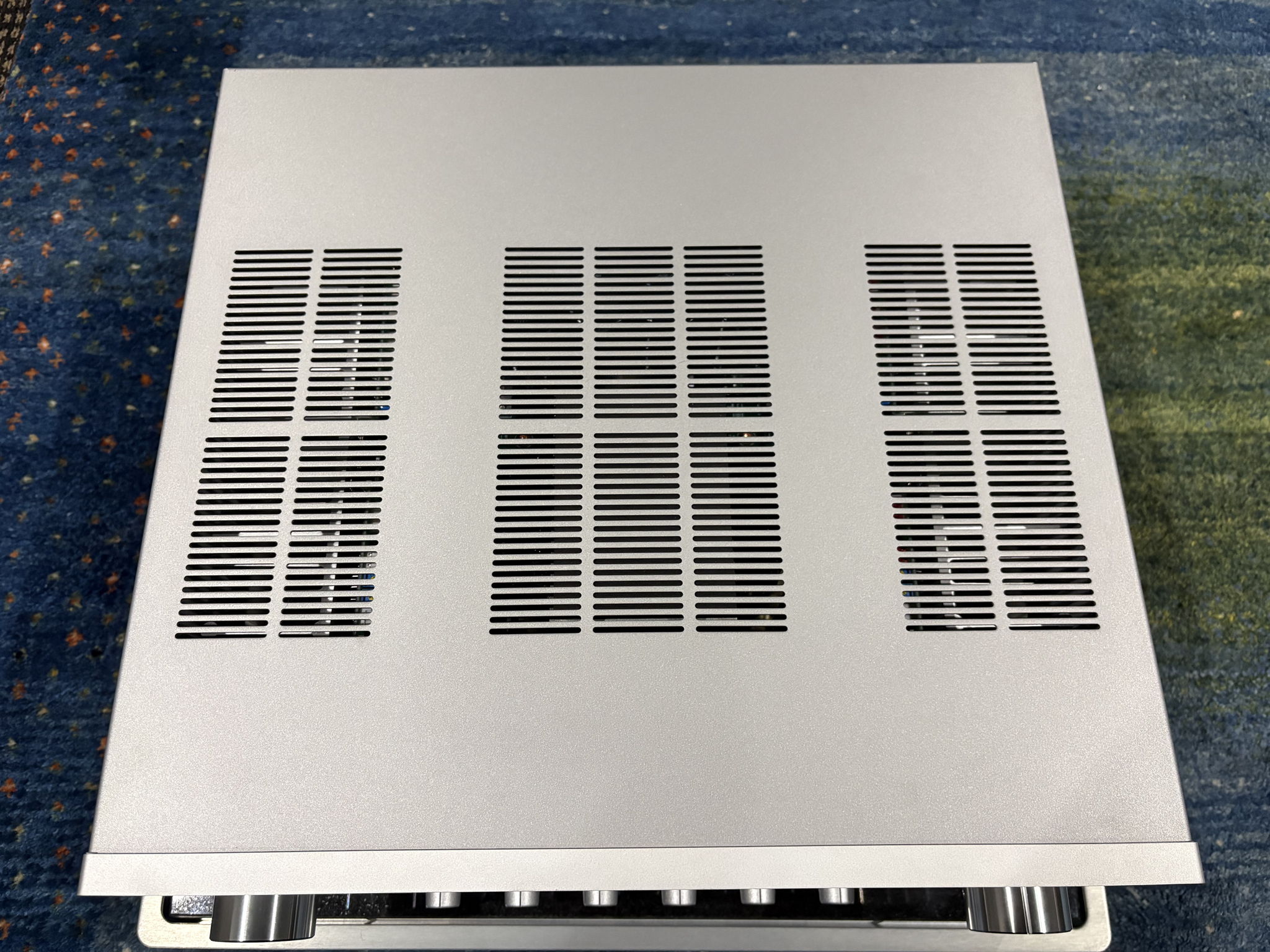 Luxman L-505uXII Integrated Amplifier in Silver w/ Phon... 2