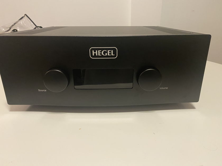 Hegel H590 Integrated Amp