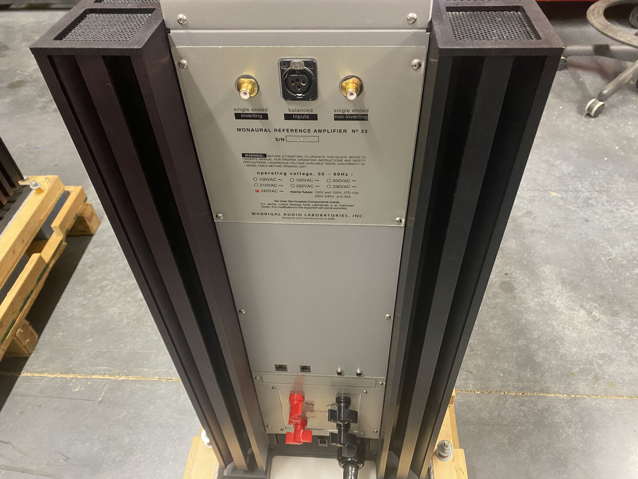 Mark Levinson No. 33 Amplifers MAJOR PRICE REDUCTION! 6