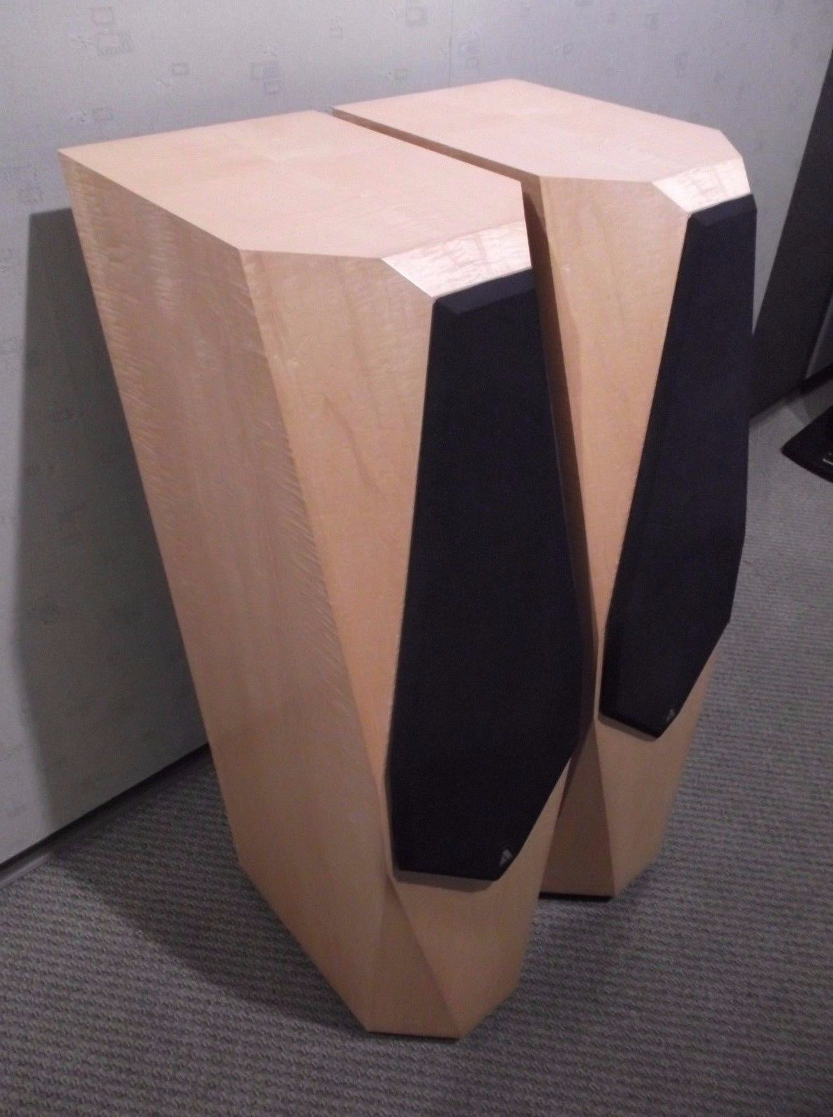 Avalon Acoustics Eidolon Speakers - Maple finish w/ Crates 7