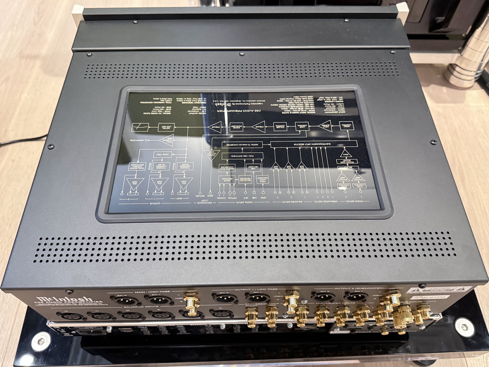 McIntosh C55 2-Channel Audio Preamplifier w Box and Rem... 8