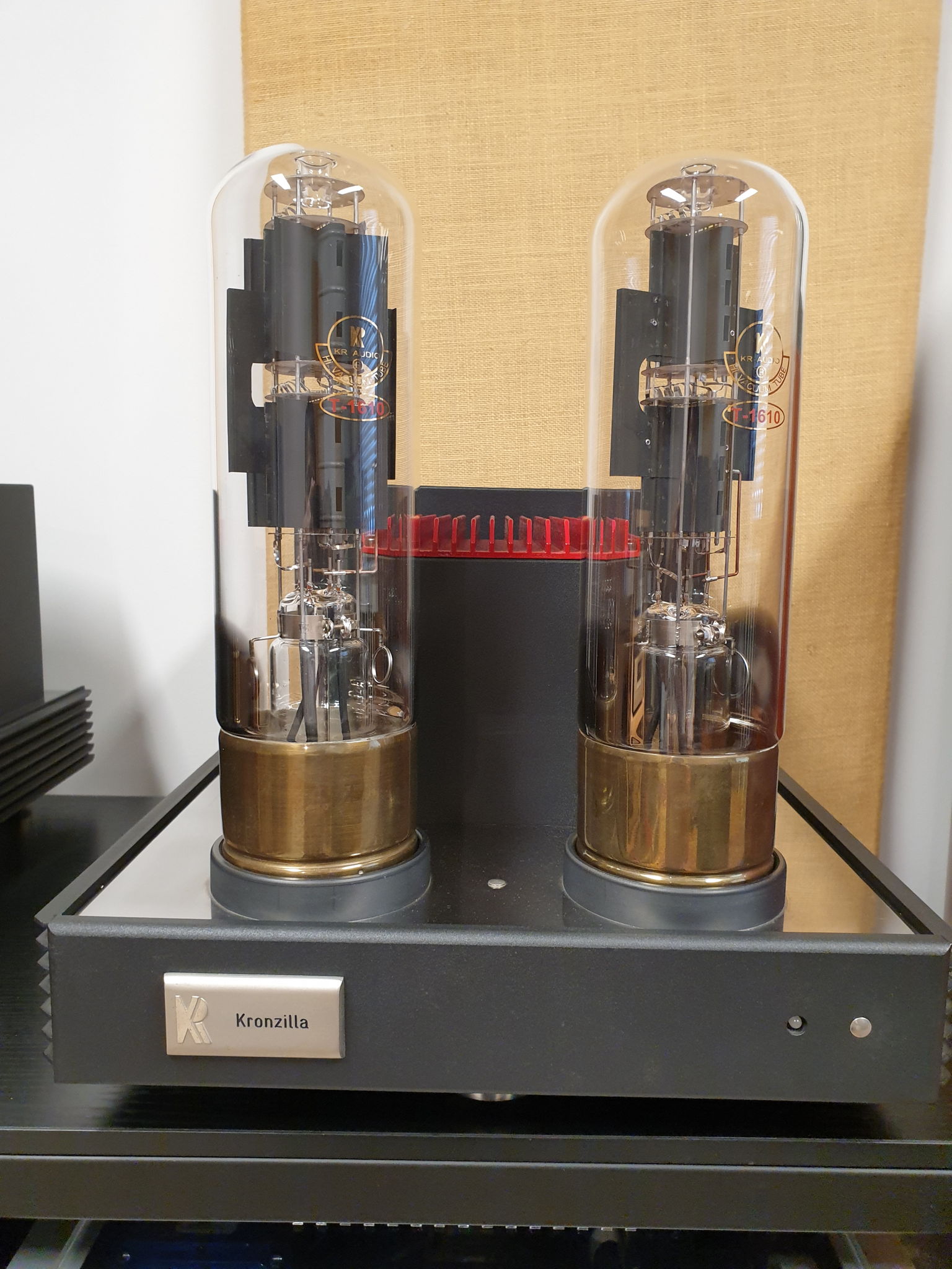 KR Audio Kronzilla DM 13