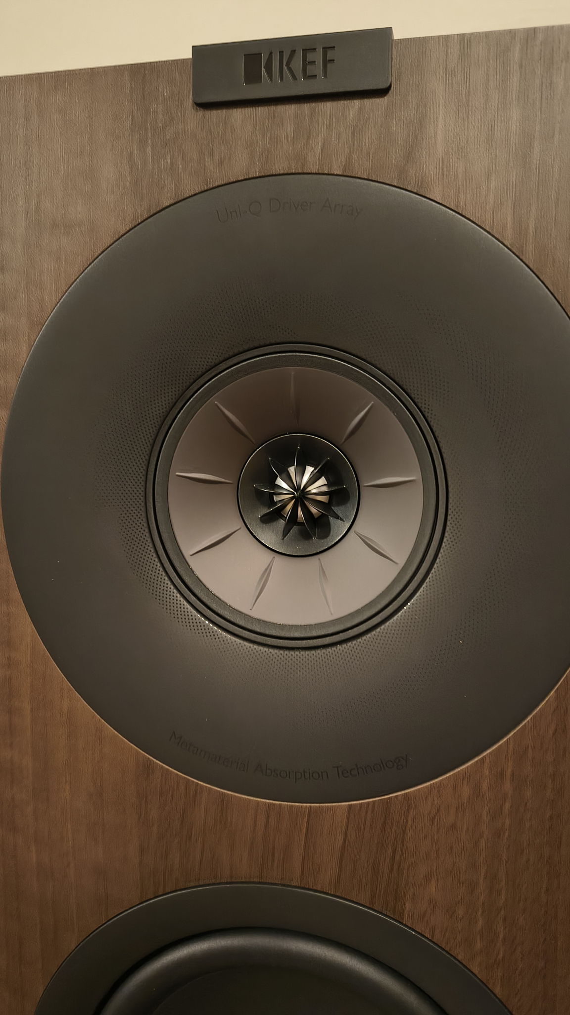 KEF Q11 Meta floorstanding speakers, pair 8