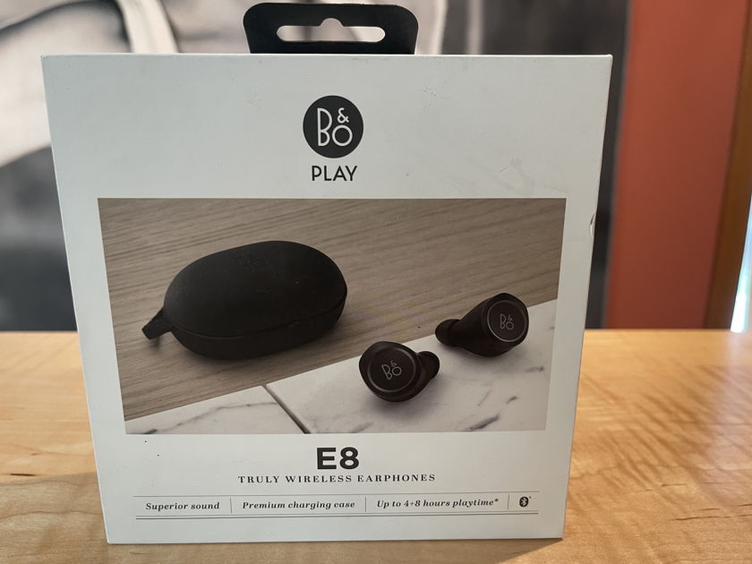 Bang & Olufsen Beoplay E8 Black In Ear Headphones