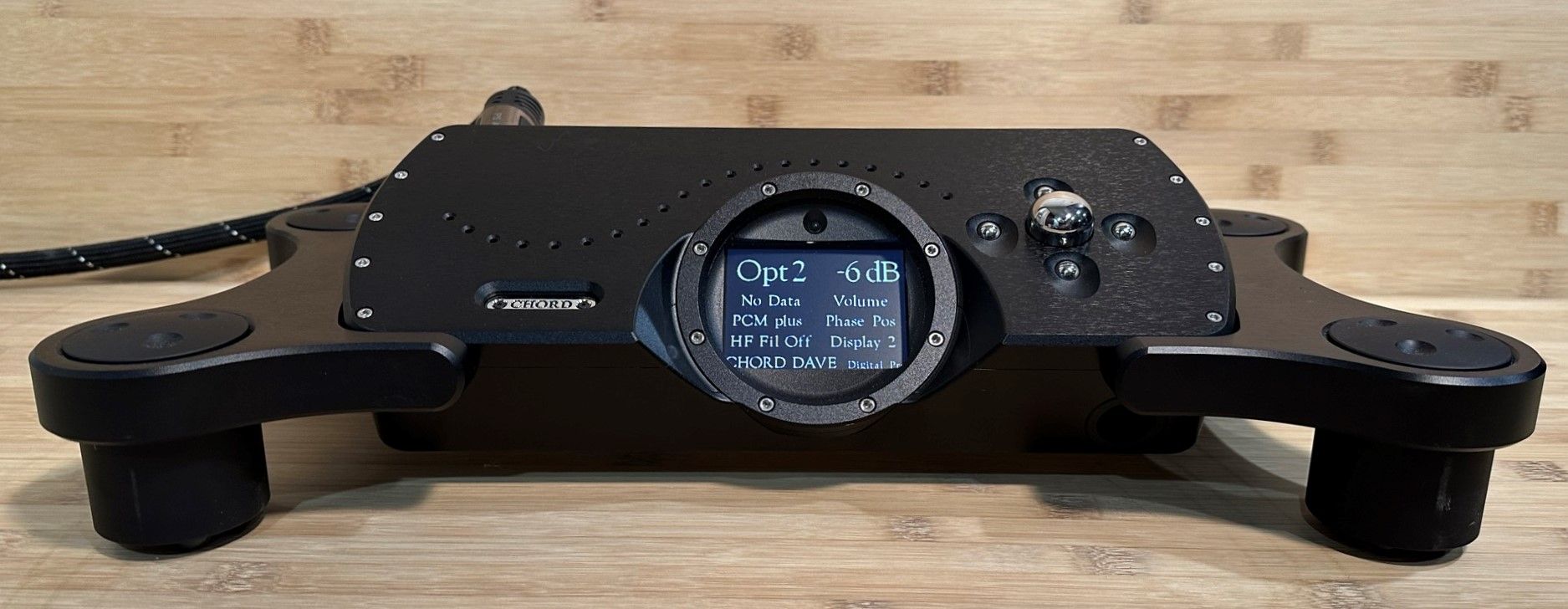 Chord Electronics DAVE DAC in black with Ensemble Stand... 9