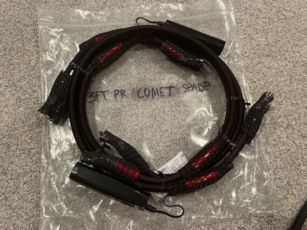 AudioQuest Comet 3ft. Speaker Cables w/ Spades
