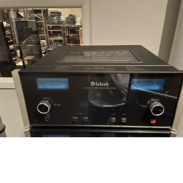 McIntosh C2700