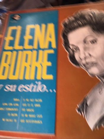ELENA BURKE Y su Estilo... SUAVE  ELENA BURKE Y su Esti...