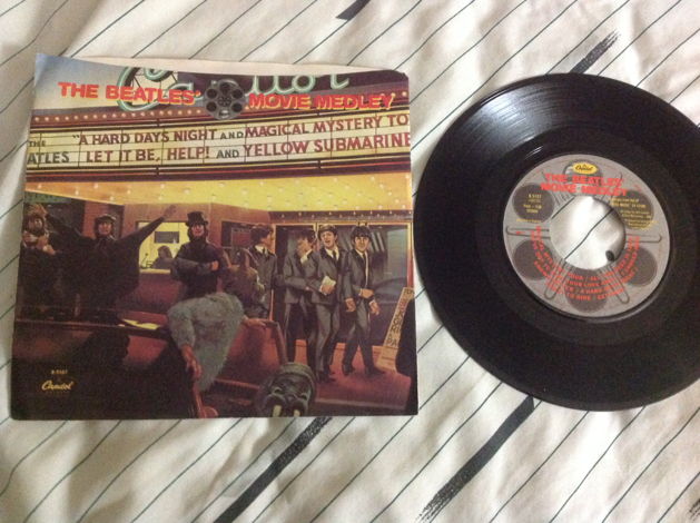 The Beatles  - Movie Medley 45 Single With Picture Slee...