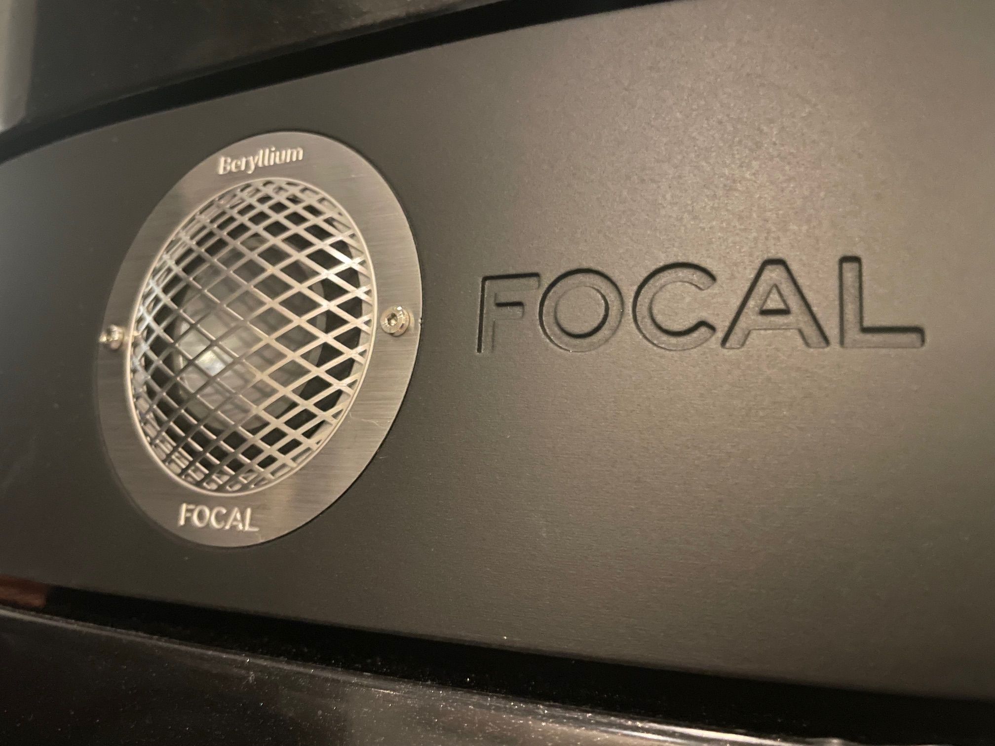 Focal Scala Utopia Evo -Gloss Black (Pair)  **Trade-in** 4