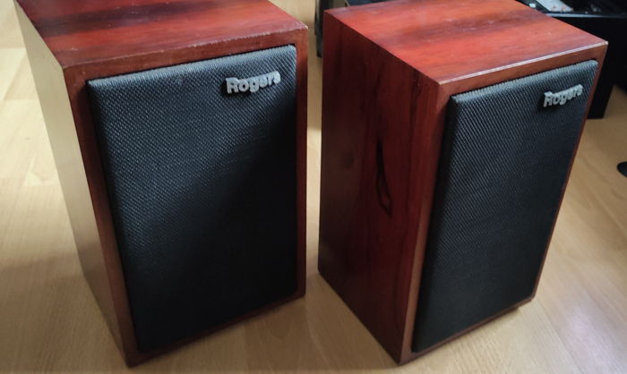 Rogers LS3/5a bookshelf speakers