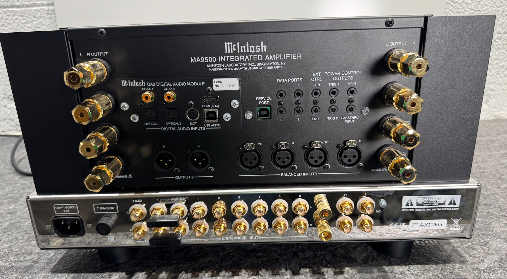 McIntosh MA9500 2-Channel Integrated Amplifier 10
