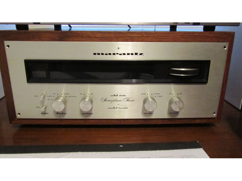 Marantz Model 20 Vintage FM Tuner