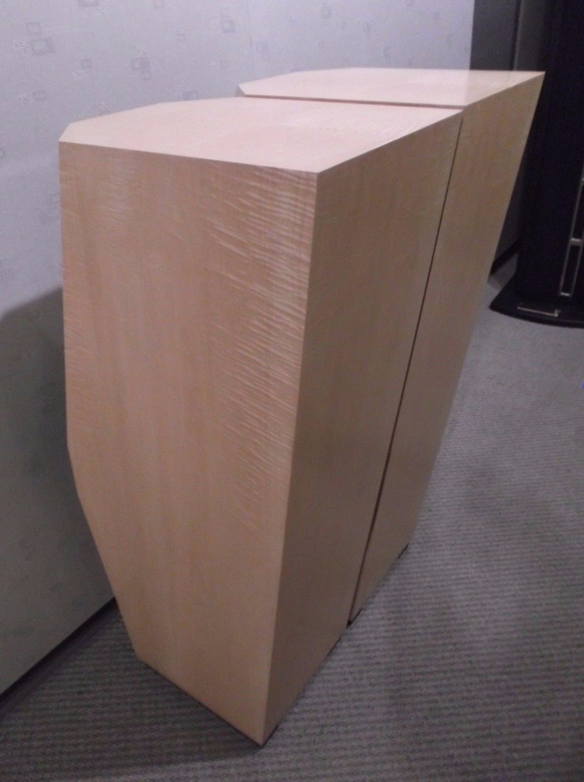 Avalon Acoustics Eidolon Speakers - Maple finish w/ Crates 5